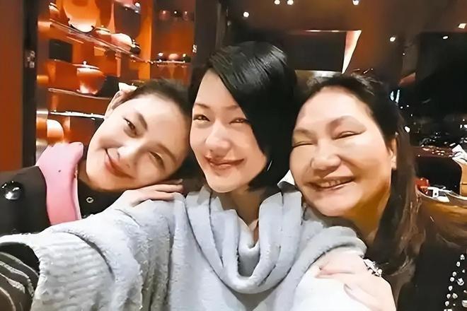 息：猝逝、争议及未了情仇AG旗舰厅入口大S最新消(图2)
